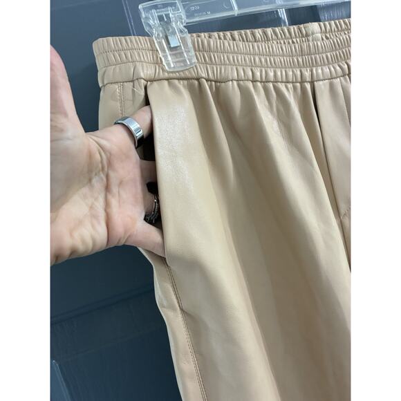 Elie Tahari Vegan Leather Wide Leg Pants Pull On Faux Leather M Mushroom Tan NWT - Picture 4 of 8